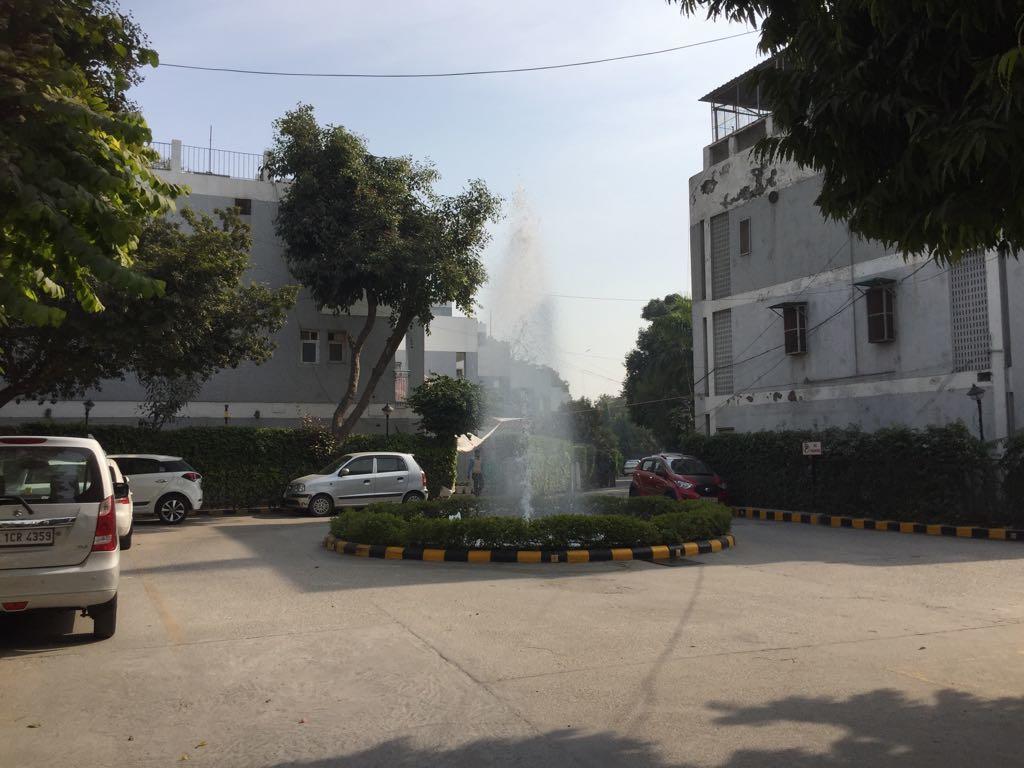 Homestay Chateau 39 New Delhi Luaran gambar
